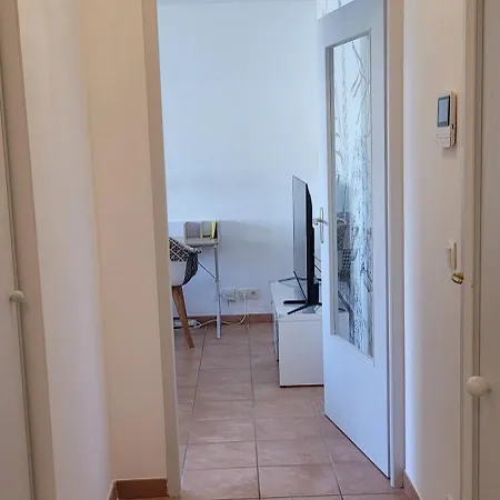 Apartament Cosy 51m2 Proche Gare Pour Geneve Et Tram 3 Min Annemasse