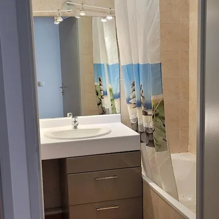 Cosy 51m2 Proche Gare Pour Geneve Et Tram 3 Min Apartament